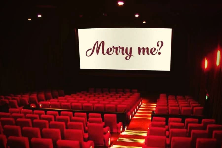 Big Screen Marriage Proposal At Cinema