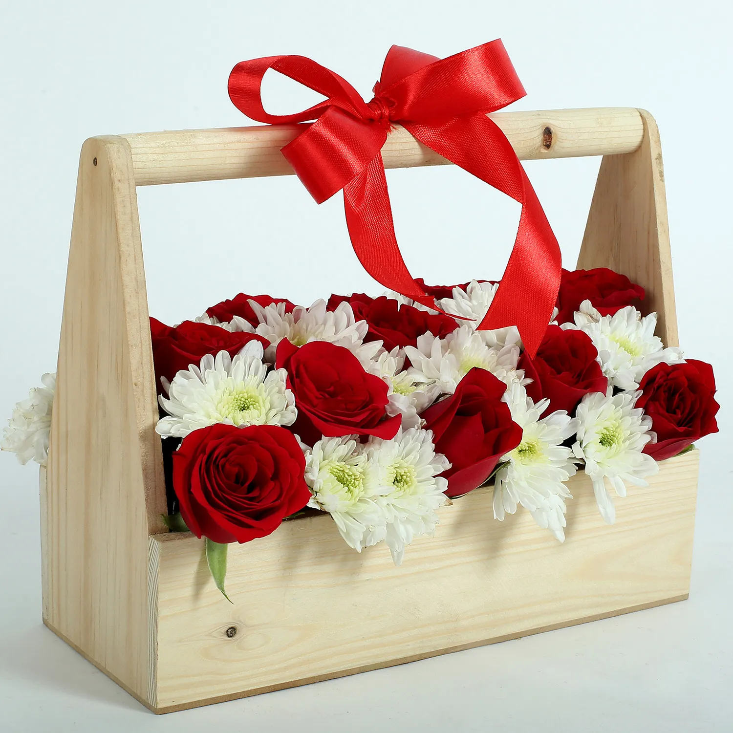 Lovely Roses & Daisies Floral Basket