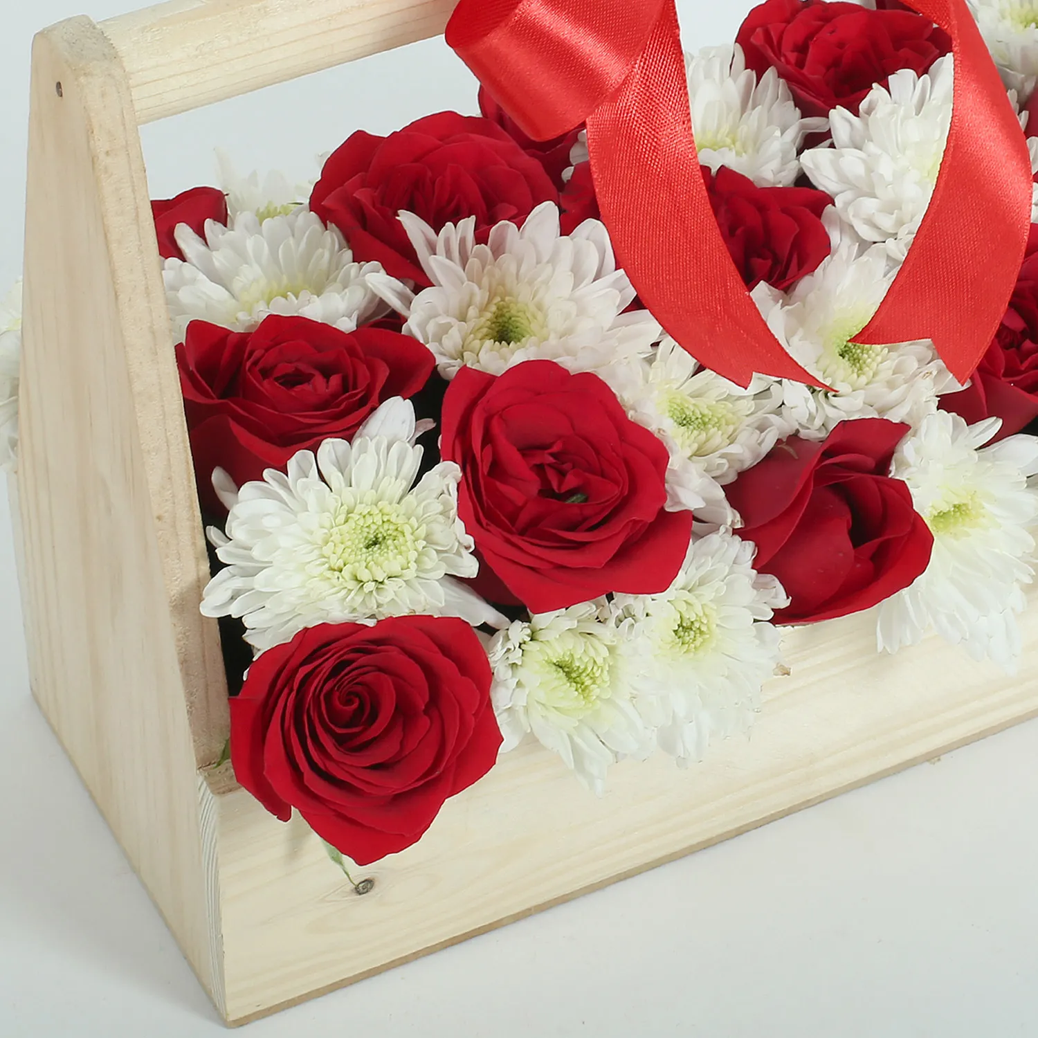 Lovely Roses & Daisies Floral Basket-2