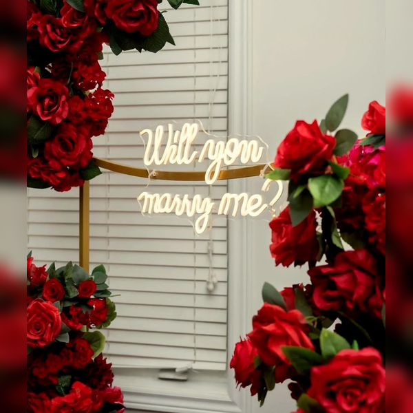 Luxury Gold Frame Red Rose Proposal Setup-1