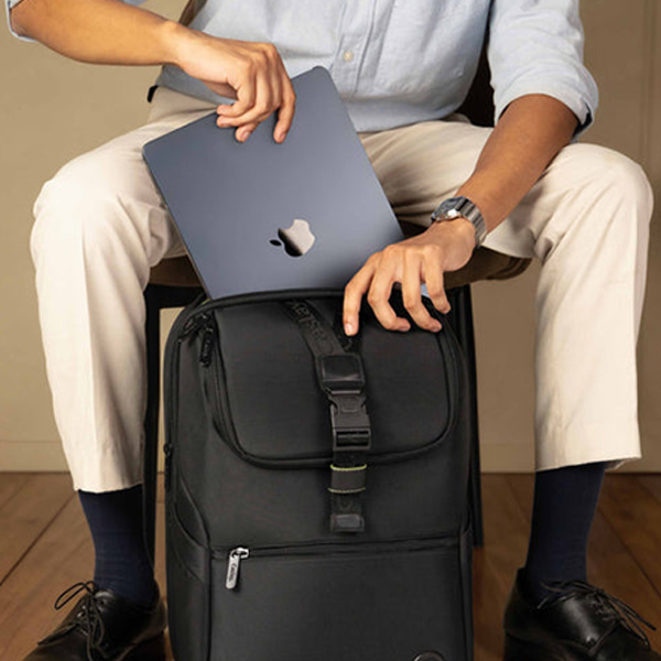 Caslay The Vault Pack Bagpack-2