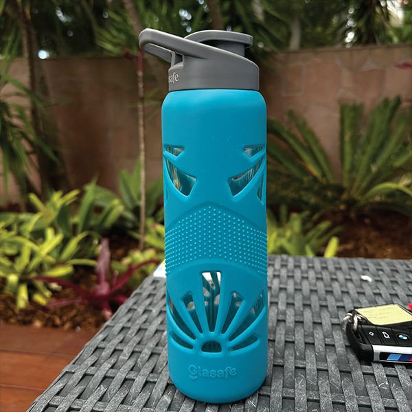 Glasafe Clear Grip Borosilicate Glass Bottle with Silicone Sleeve 750ml (Tranquil Teal)-2