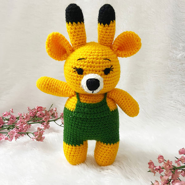 Handcrafted Crochet Giraffe Soft Toy