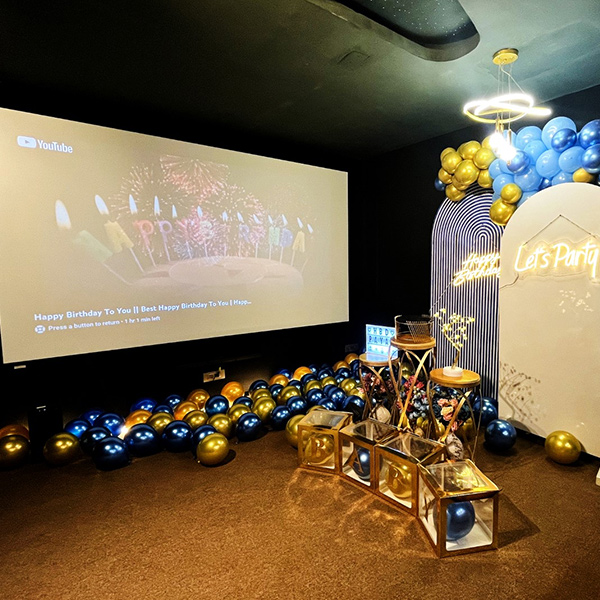 Radiant Theater Perfect for Romantic Dates & Party Celebrations-2