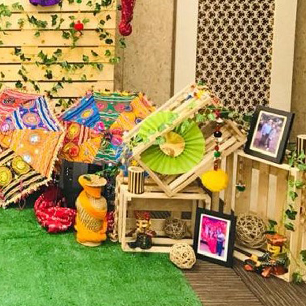 Festive Umbrella and Flower Garlands Decor-2