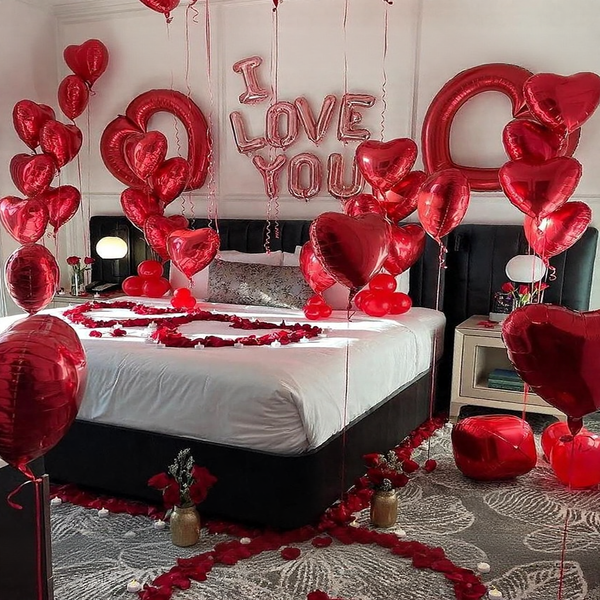 Red Heart Romantic Room Decoration-3