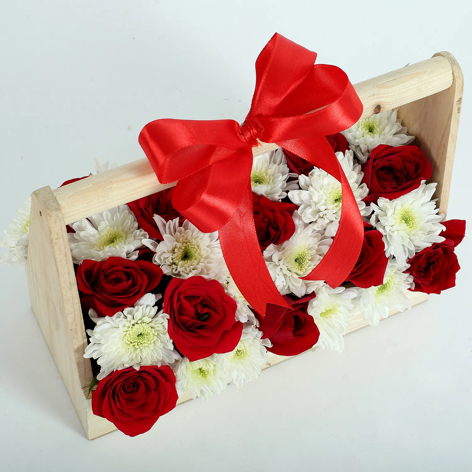 Lovely Roses & Daisies Floral Basket-1