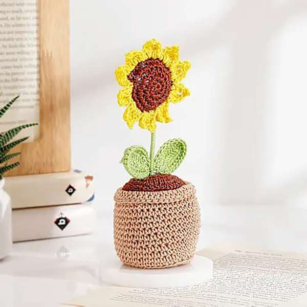 Handmade Crochet Sunflower Greeting Card-1