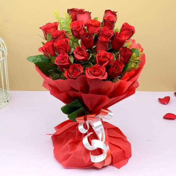 Scarlet Rose Bouquet