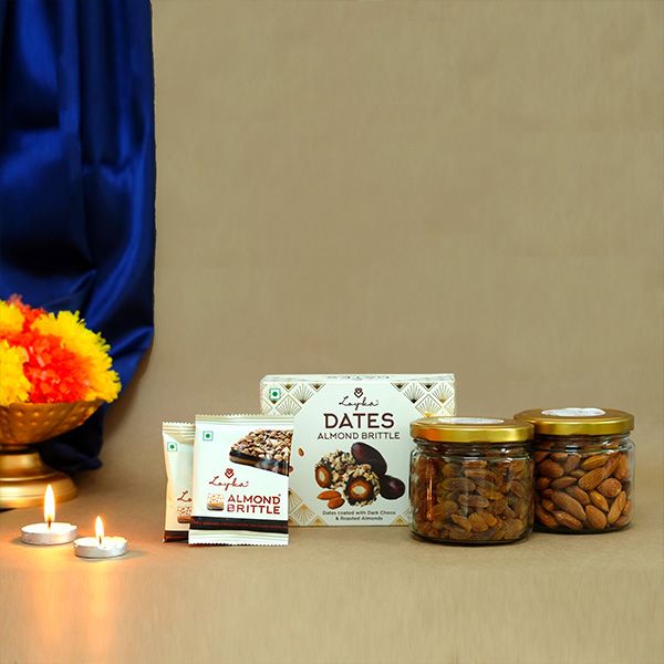 Festive Glow & Gourmet Delights Hamper-1