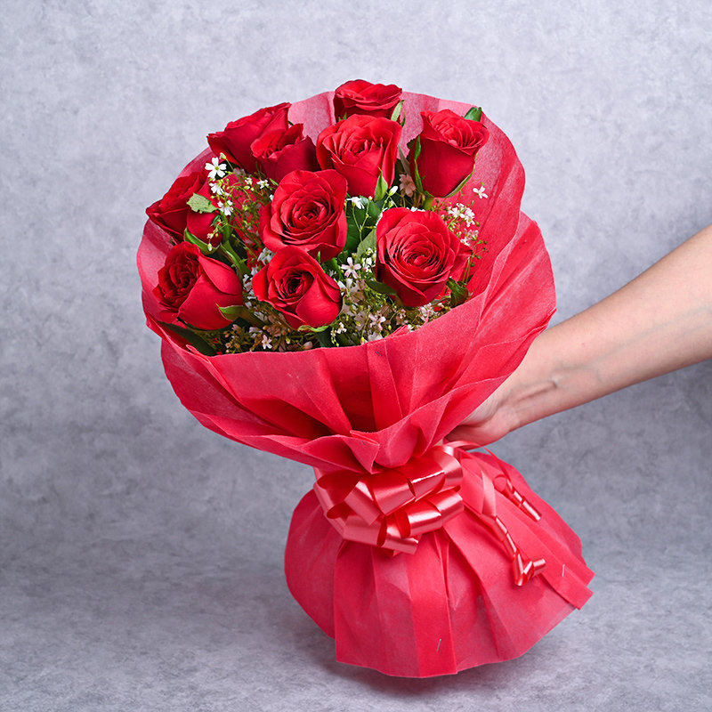 8 Red Roses Bouquet