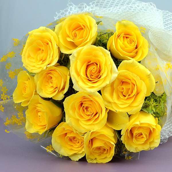 Ravishing Yellow Rose Bouquet