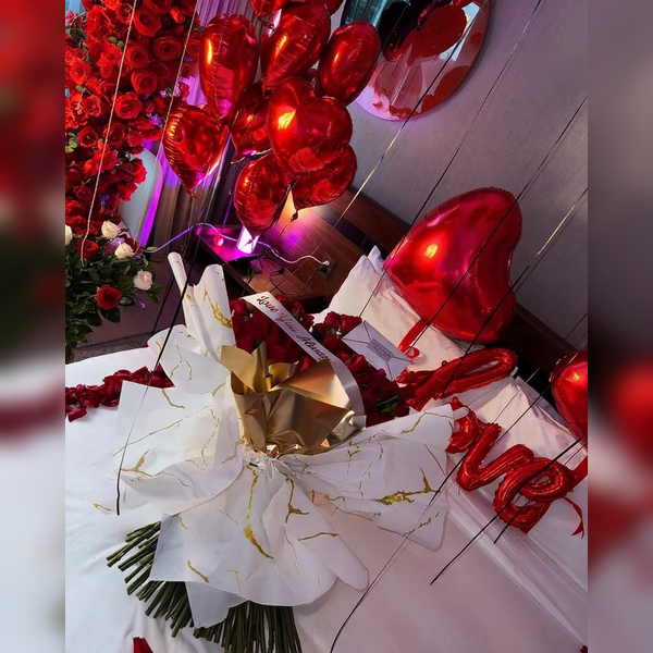 You & Me Ultimate Romantic Room Décor-1