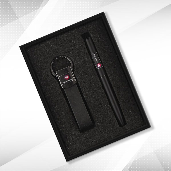 Personalized 2-in-1 Premium Gift Set, Metal Pen & Keychain (Black)