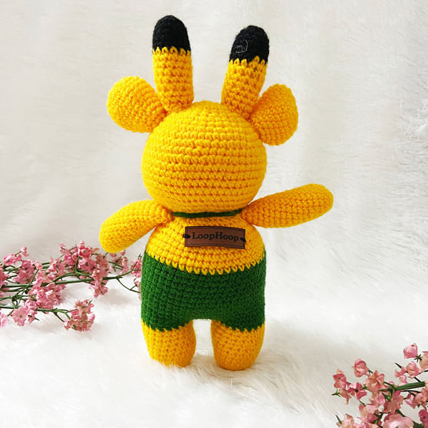 Handcrafted Crochet Giraffe Soft Toy-2