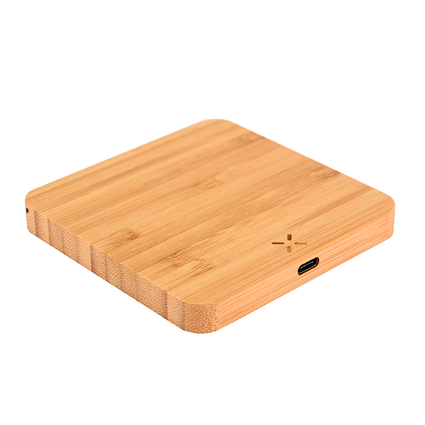Wangari Pine 15W Square Bamboo Wireless Charger With USB Hub-3