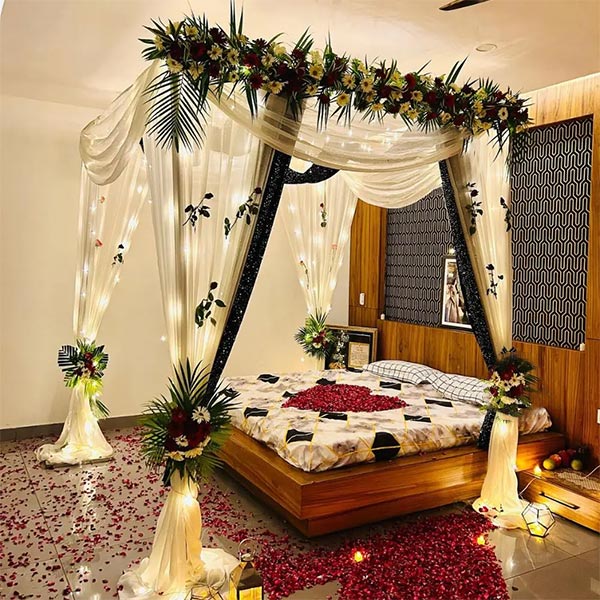 Floral Canopy & Romantic Décor-0