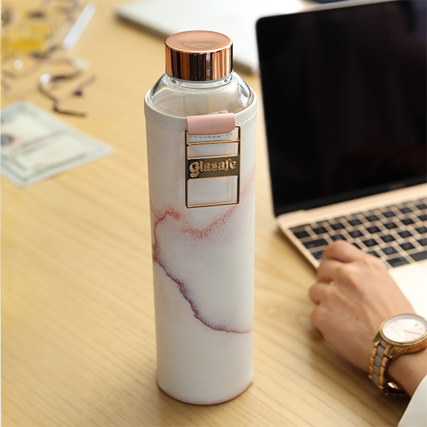 Glasafe Vego Sip Borosilicate Glass Bottle with Vegan Sleeve 750ml (Coral Peach)-1