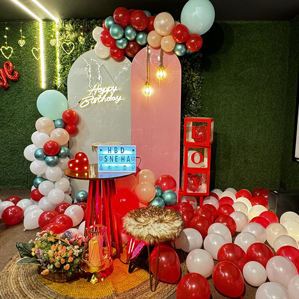 Jade Theater Creating a Romantic Atmosphere-2